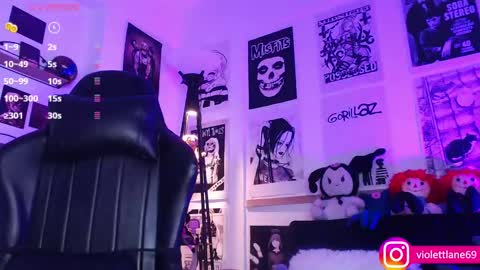 Snapshot of violettlane chatting on 01/15/25, 11:30 Violeta online show from 01/15/25, 11:30