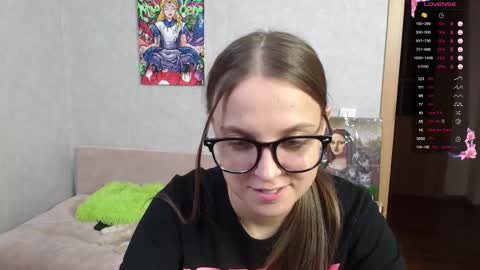 Snapshot of violetwin chatting on 09/29/25, 05:51 Violet online show from 09/29/25, 05:51