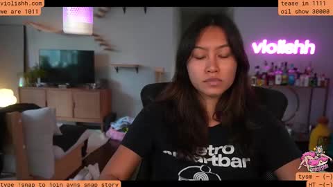 follow me on twitter violishh and ig violishh  online show from 11/15/25, 09:21