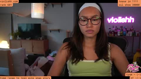 follow me on twitter violishh and ig violishh  online show from 11/17/25, 07:30