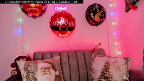 Snapshot of virgiwilk chatting on 12/21/24, 11:33 Jane  online show from 12/21/24, 11:33