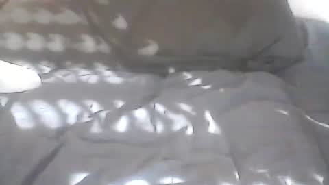 Snapshot of virgomandel chatting on 10/31/25, 07:31 virgomandel online show from 10/31/25, 07:31