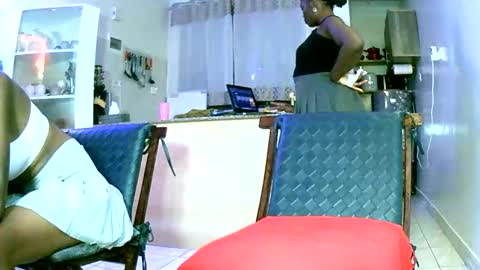 Your Virtual Wife online show from 12/18/24, 06:46