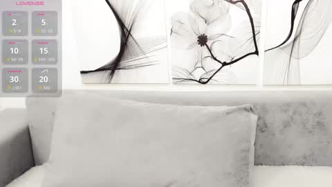 Snapshot of vita_flowen chatting on 09/14/25, 06:01 Vita online show from 09/14/25, 06:01