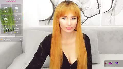 Snapshot of vita_flowen chatting on 10/18/25, 05:10 Vita online show from 10/18/25, 05:10