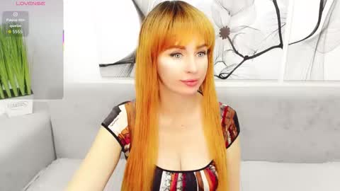 Snapshot of vita_flowen chatting on 10/21/25, 05:19 Vita online show from 10/21/25, 05:19