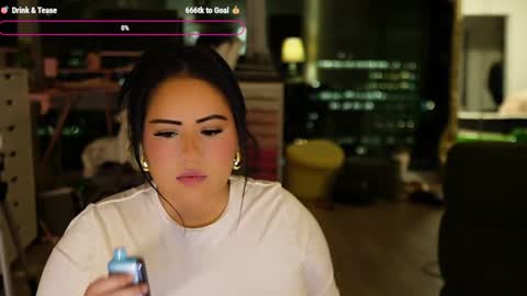 Snapshot of vivianaortega chatting on 12/03/24, 02:14 Vivi online show from 12/03/24, 02:14