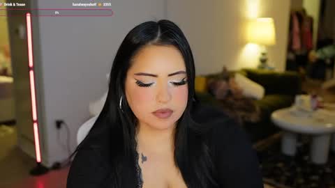 Snapshot of vivianaortega chatting on 01/17/25, 03:23 Vivi online show from 01/17/25, 03:23