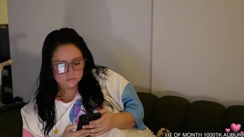 Snapshot of vivianaortega chatting on 02/06/25, 02:33 Vivi online show from 02/06/25, 02:33