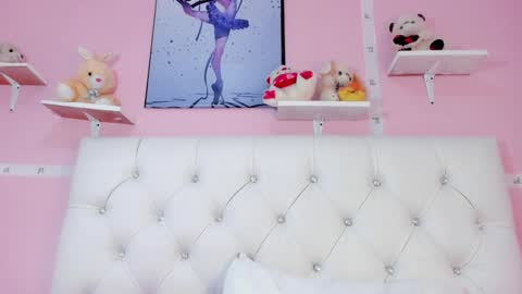 Vivi online show from 12/21/24, 03:20