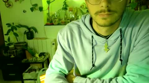 Snapshot of vivid_ether chatting on 03/04/25, 10:16 Viv online show from 03/04/25, 10:16