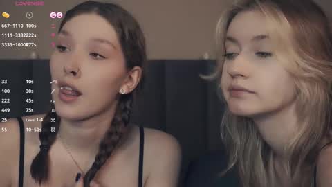 Snapshot of vivid_girls chatting on 02/20/25, 08:36 Nelly and Mari online show from 02/20/25, 08:36