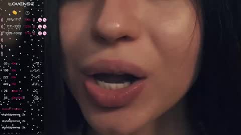 Snapshot of vivid_girls chatting on 03/03/25, 11:11 Nelly and Mari online show from 03/03/25, 11:11