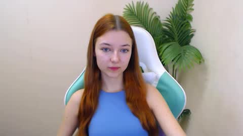 Snapshot of vivien_leight chatting on 01/29/25, 06:39 Vivien online show from 01/29/25, 06:39