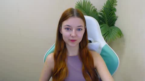 Snapshot of vivien_leight chatting on 02/07/25, 09:37 Vivien online show from 02/07/25, 09:37