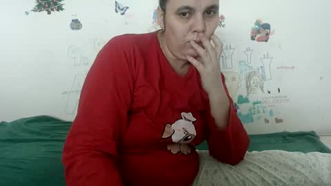 Snapshot of vixenbya chatting on 01/26/25, 10:34 vixenbya online show from 01/26/25, 10:34