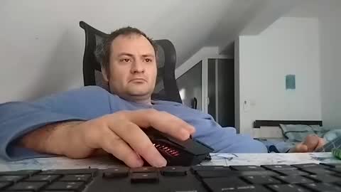 vladuhuh online show from 02/04/25, 07:07