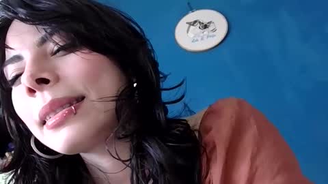 vodka girl online show from 10/07/25, 05:43