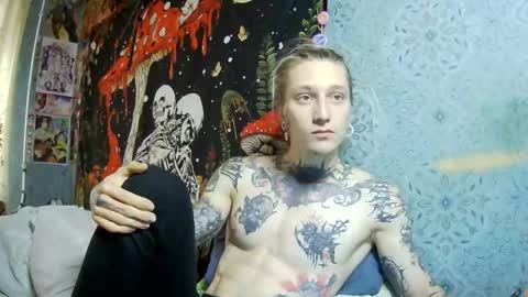 Snapshot of voldan_elf chatting on 10/29/25, 08:38 Elf online show from 10/29/25, 08:38