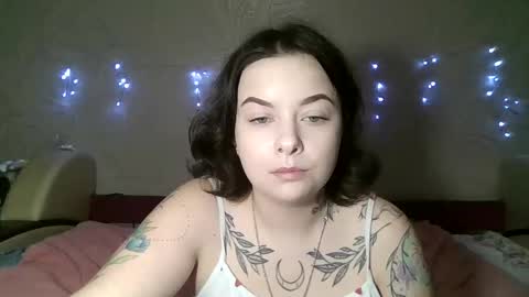 Snapshot of volshebnik_130 chatting on 01/07/25, 05:20 Volshebnik1302 online show from 01/07/25, 05:20