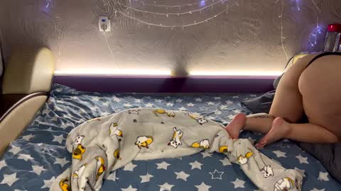 Snapshot of volshebnik_130 chatting on 02/02/25, 02:56 Volshebnik1302 online show from 02/02/25, 02:56