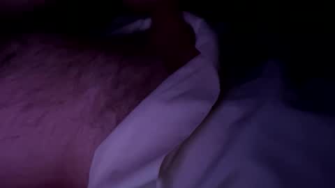 Snapshot of vsvsvs2251 chatting on 01/23/25, 11:04 vsvsvs2251 online show from 01/23/25, 11:04