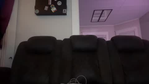 Snapshot of vveejay48826 chatting on 09/13/25, 03:39 vveejay online show from 09/13/25, 03:39