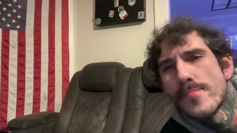 Snapshot of vveejay48826 chatting on 10/19/25, 09:43 vveejay online show from 10/19/25, 09:43