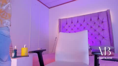 Vynny Blacke online show from 11/03/25, 08:32