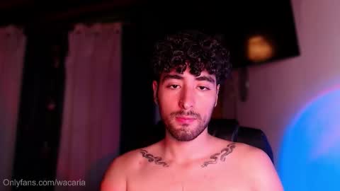 Snapshot of wacarias chatting on 11/18/25, 12:49 Camilo online show from 11/18/25, 12:49