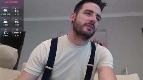 Snapshot of wapos__25 chatting on 01/31/25, 03:33 wapos__25 online show from 01/31/25, 03:33
