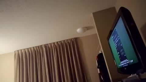 warmwetcaramel online show from 11/12/25, 09:42