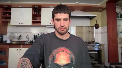 Snapshot of wat___sapbody chatting on 10/29/25, 06:42 wearetwo online show from 10/29/25, 06:42