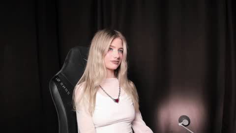 waterfallwoods online show from 12/21/24, 05:07