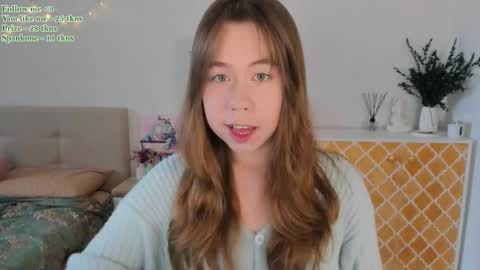 Snapshot of watermelon_sugar_ chatting on 02/12/25, 09:42 Tess Pls support me with Can we reach 155 my favorite number online show from 02/12/25, 09:42