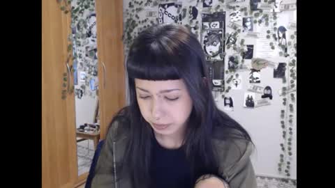 Snapshot of wavy_nights chatting on 10/14/25, 11:33 Mina online show from 10/14/25, 11:33