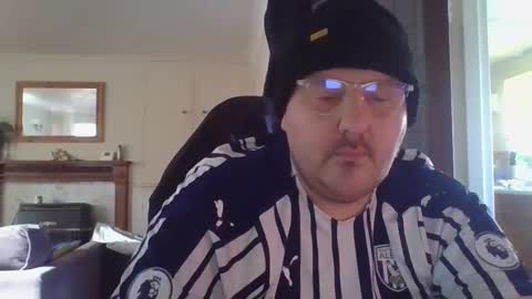 Snapshot of wbadave86 chatting on 01/09/25, 01:13 JustMeCoverYou online show from 01/09/25, 01:13