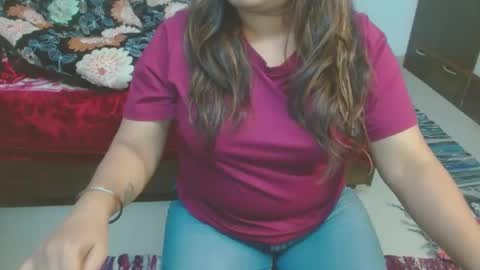 Snapshot of we_are_indian chatting on 12/20/24, 07:33 khushiwife kabirhubby kavyasexy gf online show from 12/20/24, 07:33