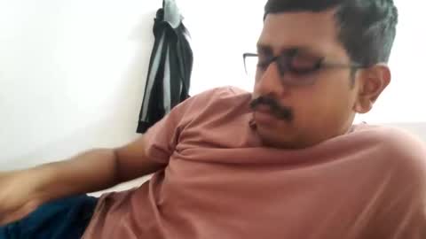 Snapshot of wearcondom chatting on 09/15/25, 06:46 sexyguy online show from 09/15/25, 06:46