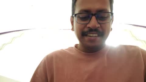 Snapshot of wearcondom chatting on 10/24/25, 06:54 sexyguy online show from 10/24/25, 06:54