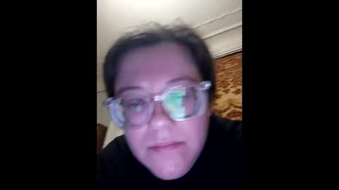 Snapshot of webgirl2 chatting on 10/08/25, 04:59 Marina online show from 10/08/25, 04:59