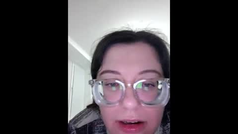 Snapshot of webgirl2 chatting on 11/06/25, 03:46 Marina online show from 11/06/25, 03:46