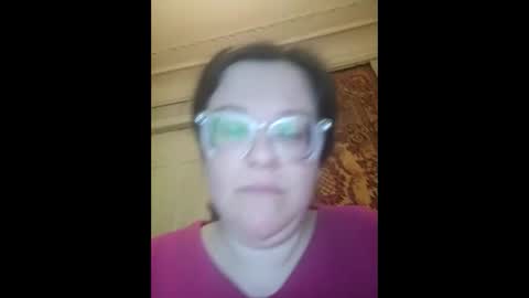 Snapshot of webgirl2 chatting on 11/20/25, 07:02 Marina online show from 11/20/25, 07:02