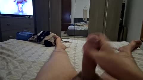 Snapshot of weeker chatting on 09/17/25, 10:06 ValxITALY online show from 09/17/25, 10:06