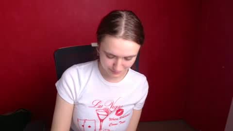 Snapshot of wendy_say_ chatting on 02/04/25, 10:34 Wendy online show from 02/04/25, 10:34