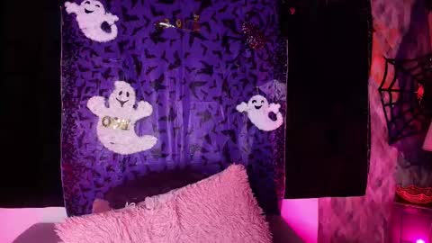 WEN SHENG online show from 10/23/25, 07:23