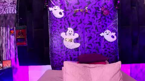 WEN SHENG online show from 10/27/25, 07:18