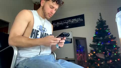 Snapshot of wentbrokeonstrippers chatting on 12/30/24, 04:51 Topjitt online show from 12/30/24, 04:51