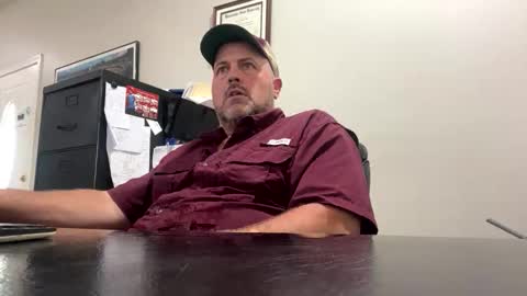 Snapshot of wes40960 chatting on 09/12/25, 09:37 wes40960 online show from 09/12/25, 09:37