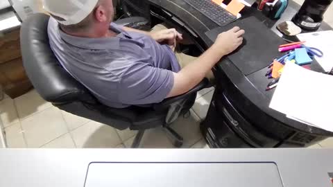 Snapshot of wes40960 chatting on 09/22/25, 11:18 wes40960 online show from 09/22/25, 11:18